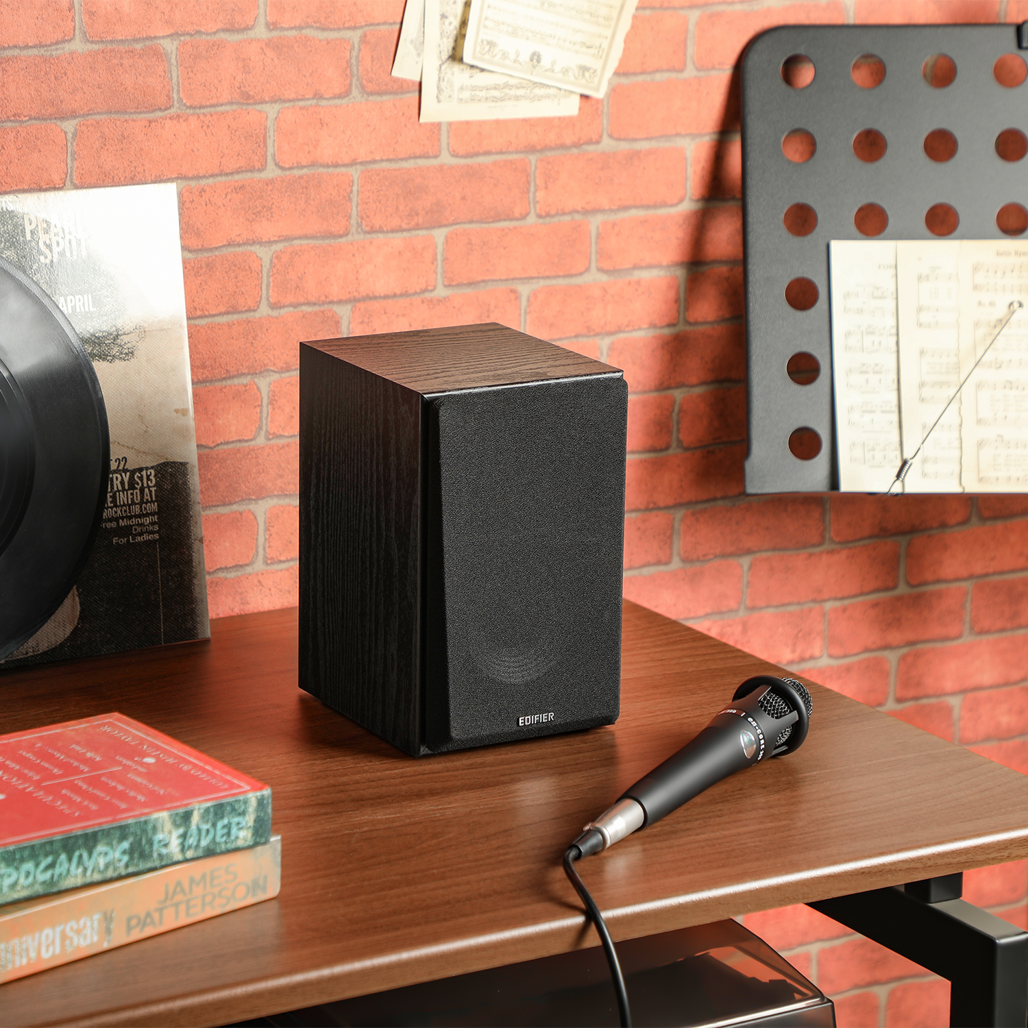 Haut-parleurs multimédias actifs R990BT 2.0