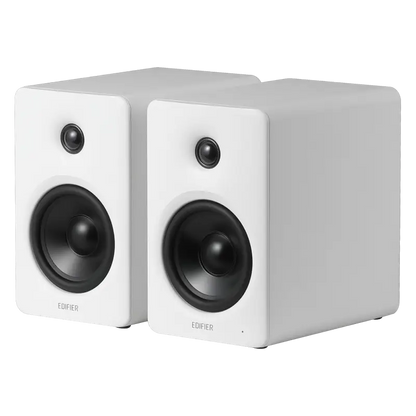 M90  Compact Active Speaker