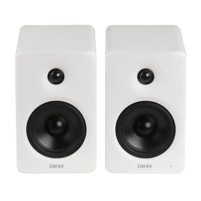 M90  Compact Active Speaker