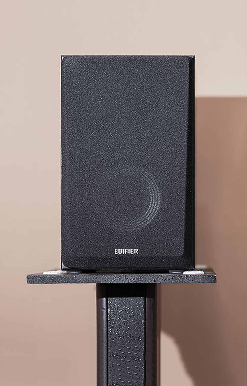 R980T Active Bookshelf Speakers – Edifier Europe