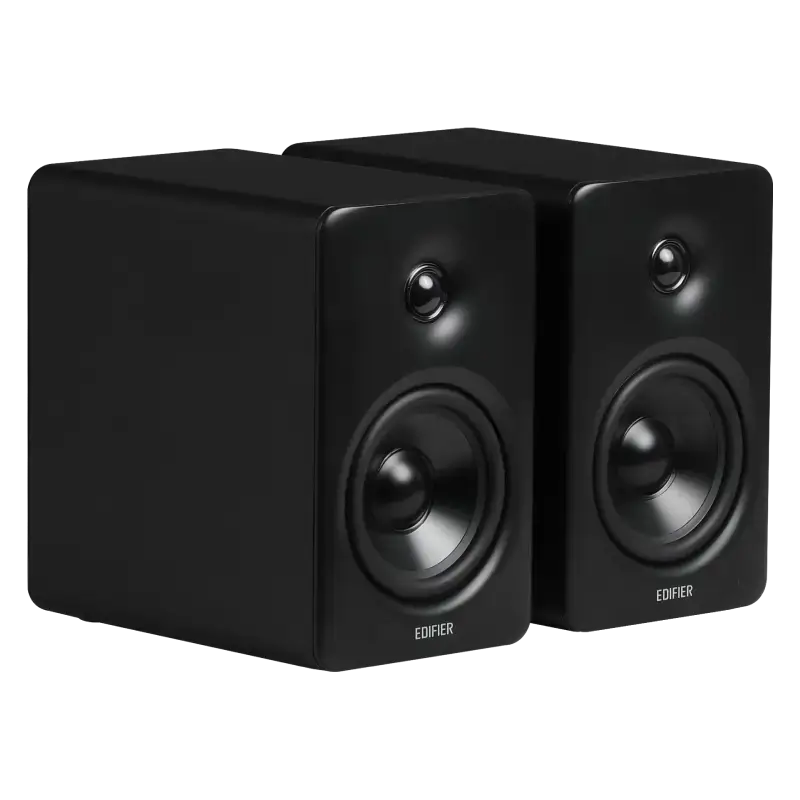 M90  Compact Active Speaker
