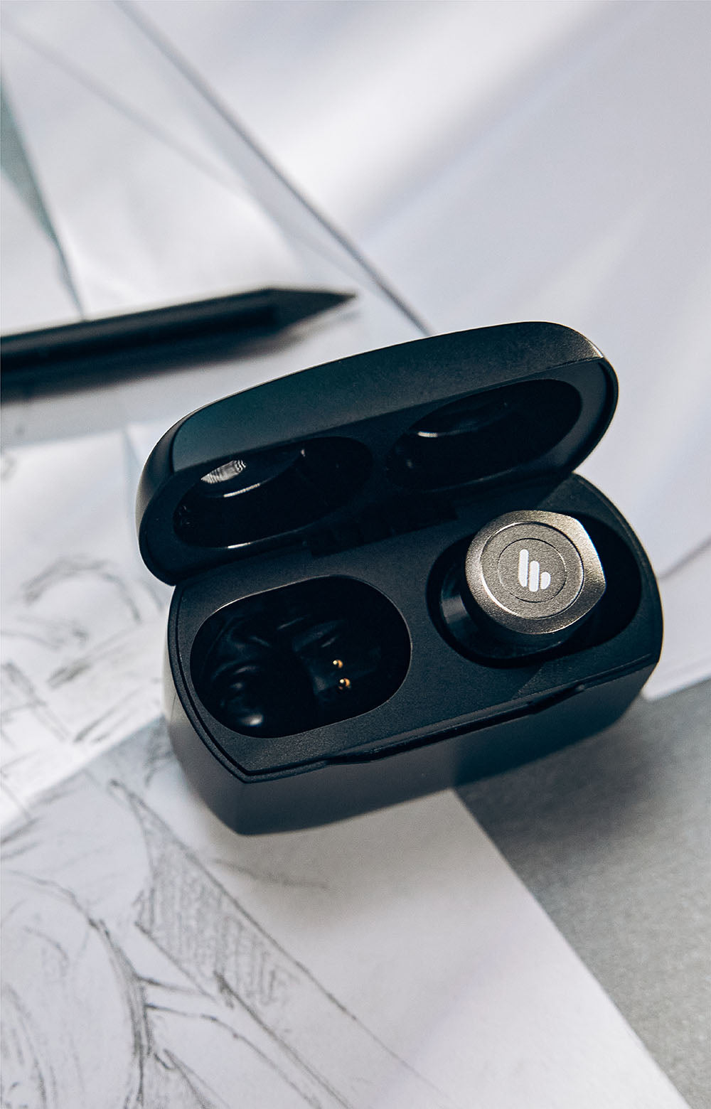 W240TN True Wireless Noise Cancellation In-Ear Headphones